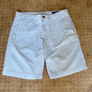 Vineyard Vines Men’s Seersucker Shorts - Size 32